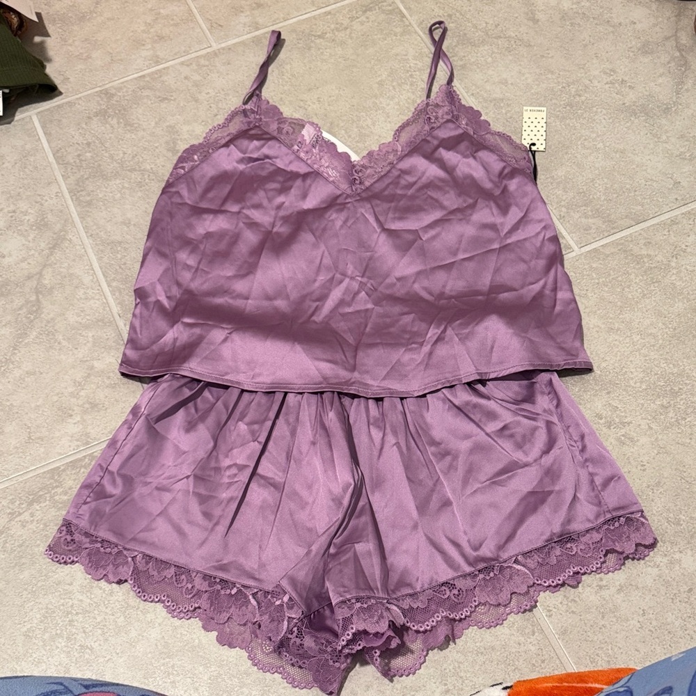Forever 21 Lavender Lace Trim Pajama Set